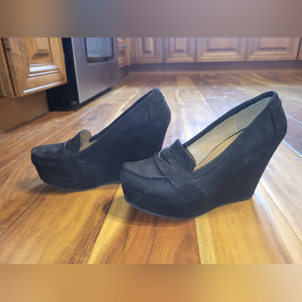 Soda Black Wedge Shoes